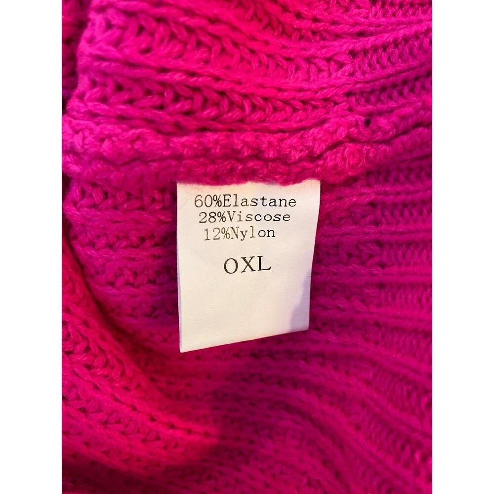 Magenta Pink Sweater Plus Size 0XL V Neck Loose Knit + Stretch Unique Neckline‎
